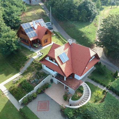 Appartamento Böjti Pince Tormafolde Esterno foto